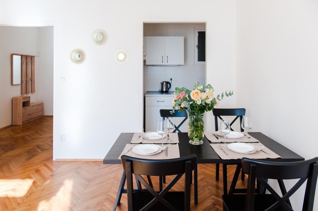 Stunning Design Apartment Praga Zewnętrze zdjęcie